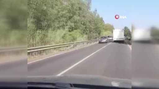 İtalya’da süper otomobil turu sırasında feci kaza: 2 ölü