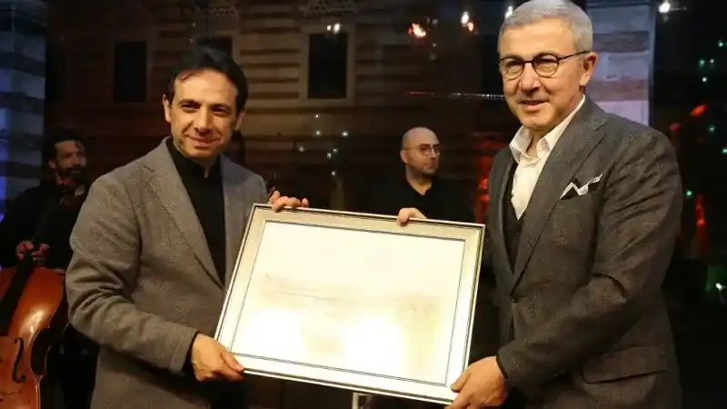 Fatih Koca’dan kalplere dokunan Tasavvuf Müziği dinletisi