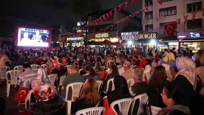 Eyüpsultan'ın dört bir yanında Cumhuriyetin 100. yılı coşkusu