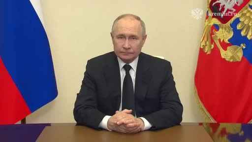 Putin: "Teröristlerin arkasında duran herkesi tespit edip cezalandıracağız"