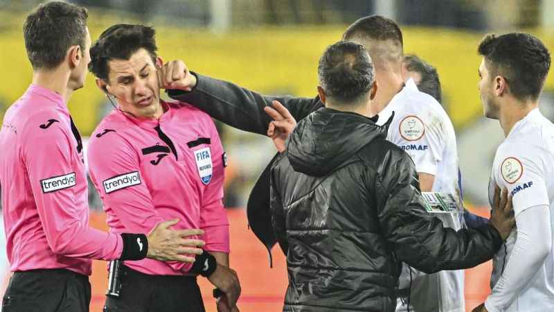 Milli futbolculardan, Halil Umut Meler’e destek