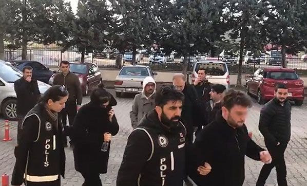 Yalova Belediye Başkanı Salman’dan “zimmet” açıklaması Yalova Belediye Başkanı Salman’dan “zimmet” açıklaması
