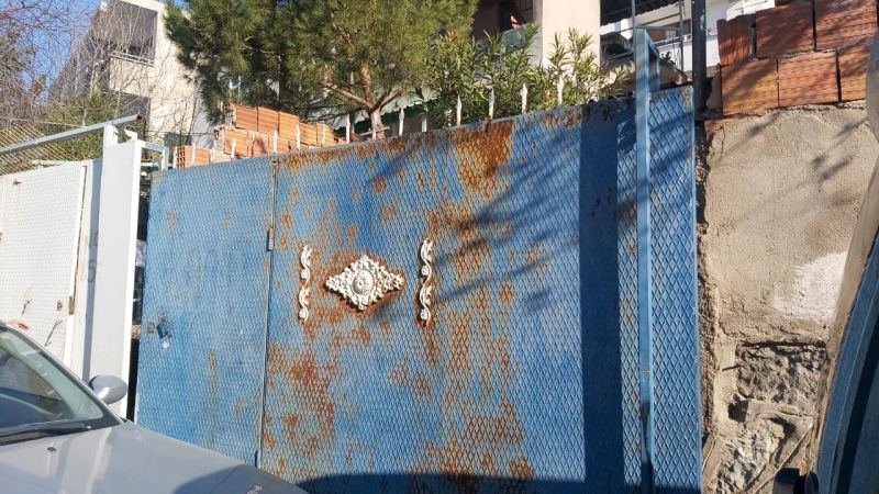 Üzerine demir kapı düşen Mustafa Eren Bayram hayatını kaybetti