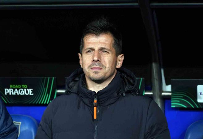 Medipol Başakşehir tur için Gent'i ağırlıyor