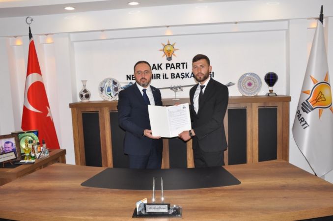 Recep Tayyip Erdoğan, Nevşehir’den milletvekili adaylık başvurusunda bulundu Recep Tayyip Erdoğan, Nevşehir’den milletvekili adaylık başvurusunda bulundu