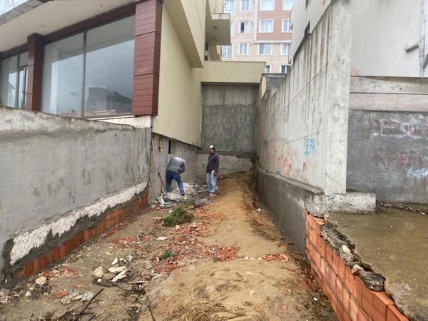 Katliama davet! Altı katlı binanın perde betonunun kesilmek istenmesi böyle görüntülendi