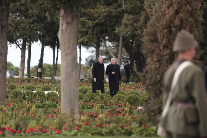 Cumhurbaşkanı Erdoğan bakanlarla birlikte Çanakkale’de