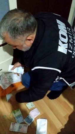 Gazi Turgut Aslan operasyonuyla FETÖ’nün gizli kuryeleri deşifre oldu