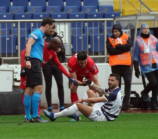 Kasımpaşa ve Ümraniyespor puanları paylaştı Kasımpaşa ve Ümraniyespor puanları paylaştı