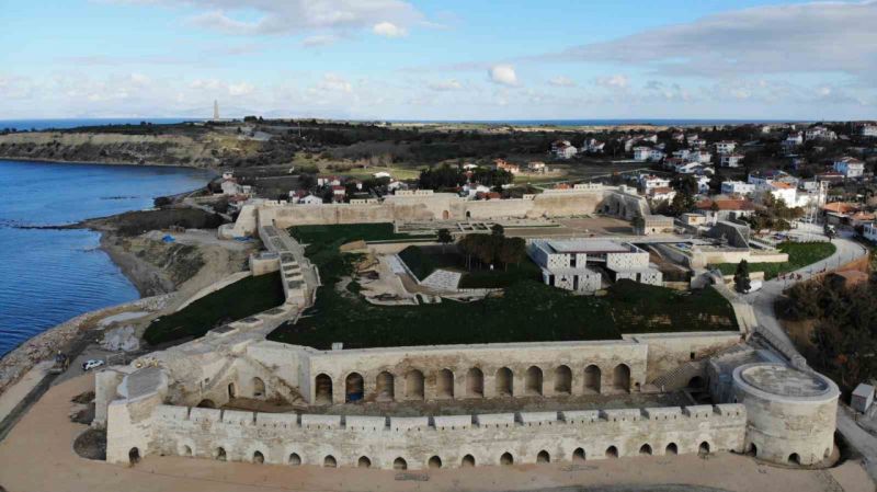 Zor zamanlarda Çanakkale kahramanlarını örnek aldık