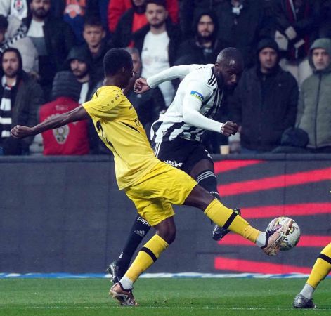 Beşiktaş galibiyet serisini üç golle üçe çıkardı