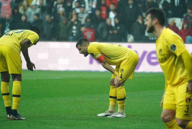 Beşiktaş galibiyet serisini üç golle üçe çıkardı