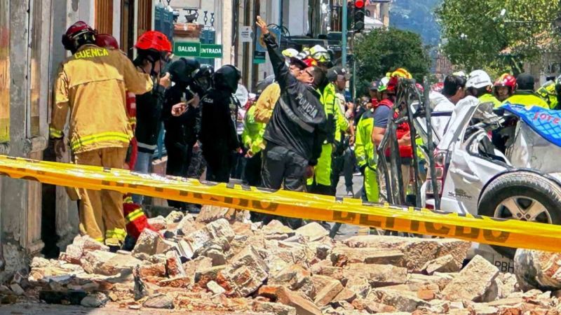 6,7 büyüklüğündeki depremde 14 kişi öldü