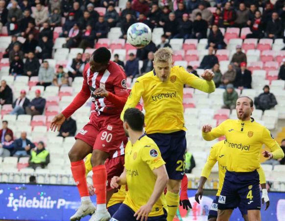 Sivasspor yedinci galibiyetini aldı