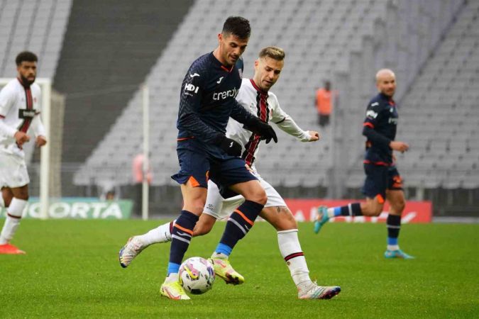 Fatih Karagümrük ile Medipol Başakşehir puanları paylaştı