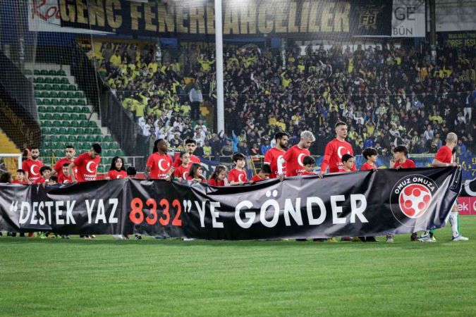 İlk yarı Antalyaspor, ikinci yarı Fenerbahçe İlk yarı Antalyaspor, ikinci yarı Fenerbahçe