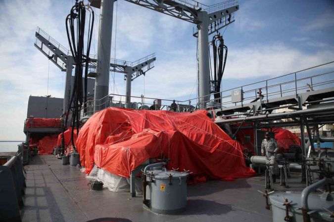 Pakistan’ın ilk yardım gemisi Mersin’e geldi