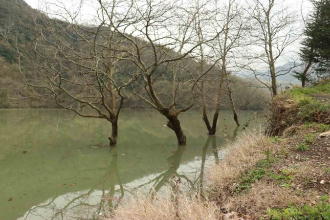 Yuvacık Barajı yüzde 95 doldu, kapaklar açıldı