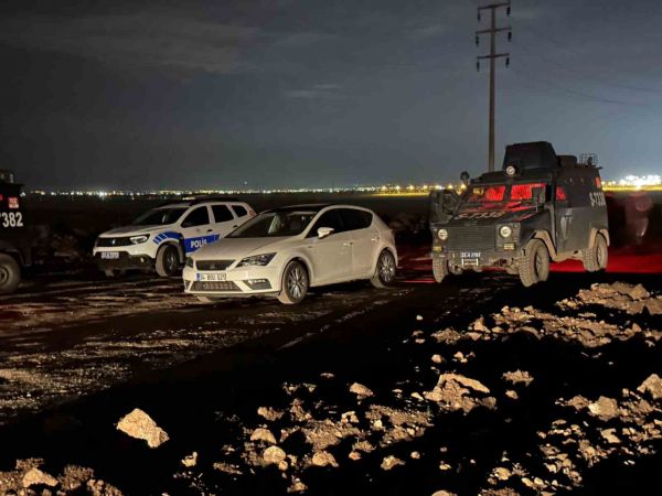 Diyarbakır’da Müslüm Candan aracında kurşunlanarak öldürüldü