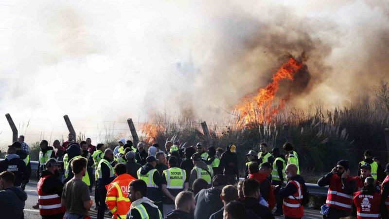 Fransa’da protestocular polisle çatıştı: 58 gözaltı