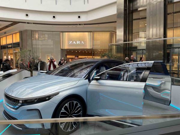 Türkiye’nin yerli otomobili TOGG’a Ankara’da yoğun ilgi