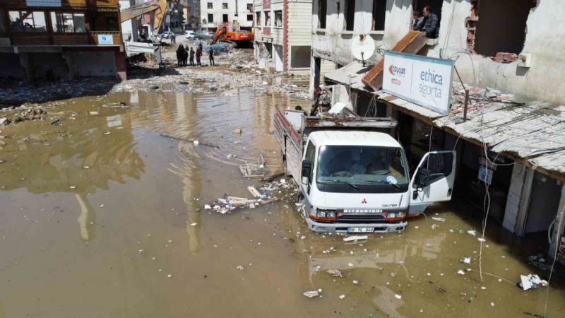 Yusufeli Barajı’nda su seviyesi 90 metreyi aştı