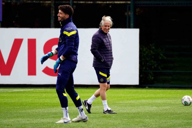 Fenerbahçe, Beşiktaş derbisinin hazırlıklarını sürdürdü