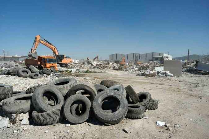 40 yıllık emekleri 40 saniyede enkaz oldu