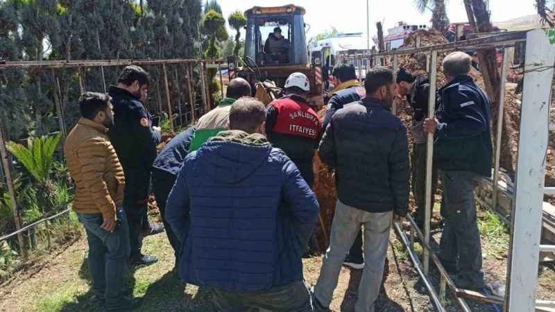 Şanlıurfa’da göçük altında kalan 4 işçi kurtarıldı