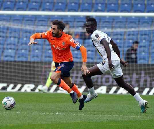 Medipol Başakşehir beş maç sonra kazandı