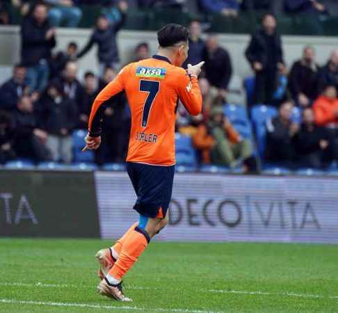 Medipol Başakşehir beş maç sonra kazandı