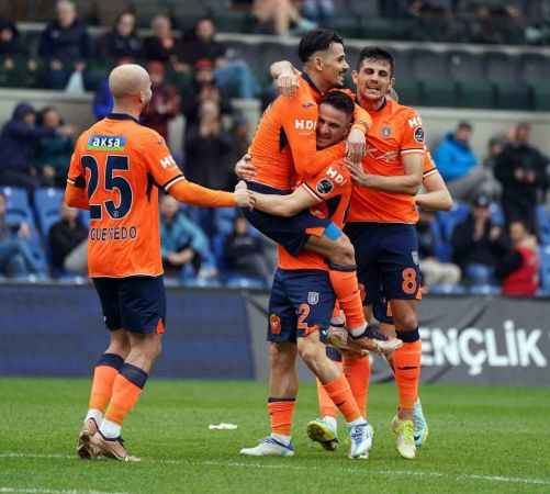 Medipol Başakşehir beş maç sonra kazandı