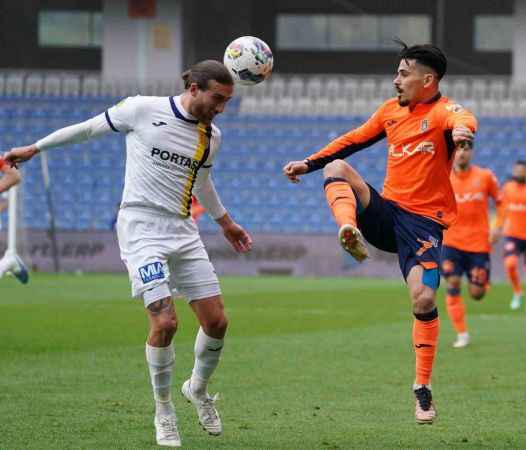 Medipol Başakşehir beş maç sonra kazandı