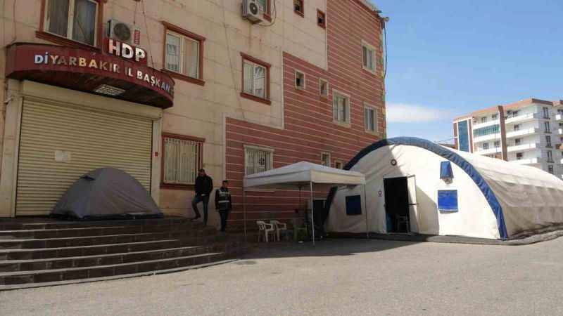 Evlat nöbetindeki aileler, HDP’lilerin kendi çocuklarını dağa götürmeleri çağrısında bulundu