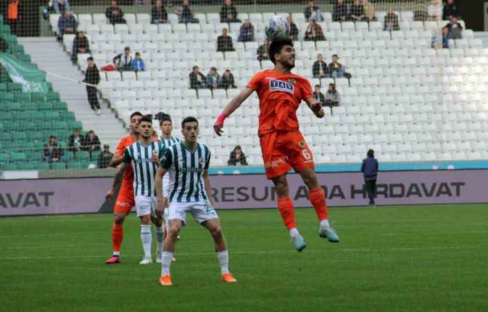 Alanyaspor, Giresunspor karşısında galibiyeti koruyamadı