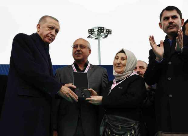 Cumhurbaşkanı Erdoğan’dan Kılıçdaroğlu’na "seccade" tepkisi Cumhurbaşkanı Erdoğan’dan Kılıçdaroğlu’na "seccade" tepkisi