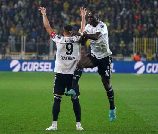 Fenerbahçe, 10 kişi kalan Beşiktaş'a mağlup oldu