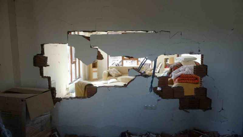 Milyonluk villadan AFAD çadırına