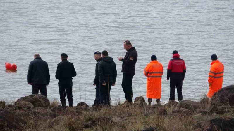 Bolu'da alabora olan teknede Ferdi Uludağ kayboldu