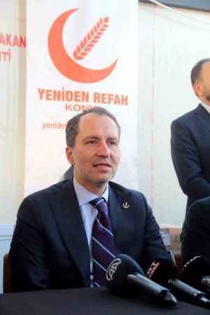 Fatih Erbakan, Hatay’da depremzedelerle bir araya geldi