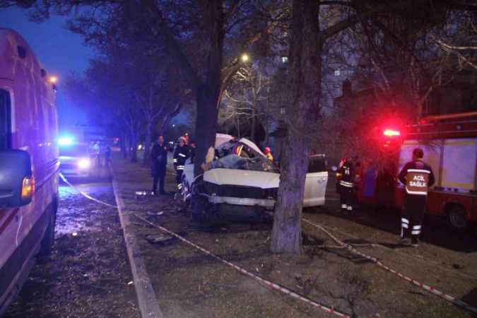 Konya'daki kazada Ayşegül Karakuş hayatını kaybetti Konya'daki kazada Ayşegül Karakuş hayatını kaybetti