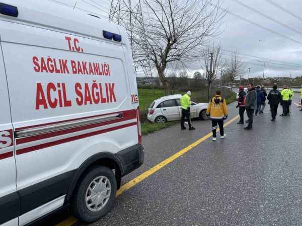 Sakarya’daki kazada Suat Karanfiloğlu hayatını kaybetti Sakarya’daki kazada Suat Karanfiloğlu hayatını kaybetti