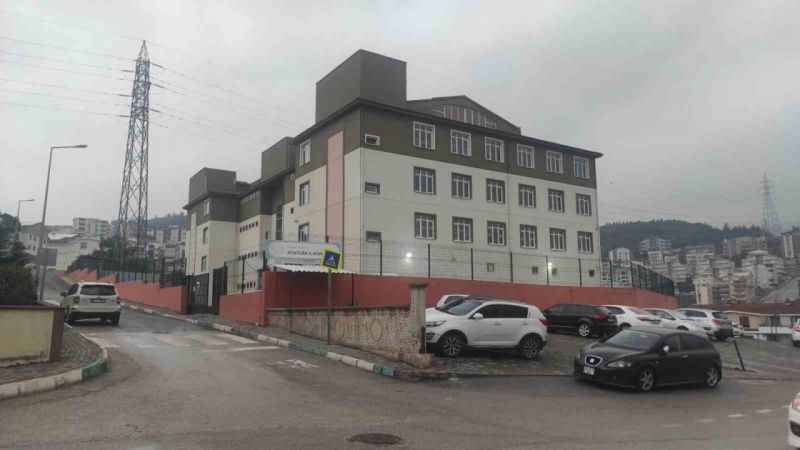 Bursa’da servisin çarptığı İnci Su Özmen hayatını kaybetti