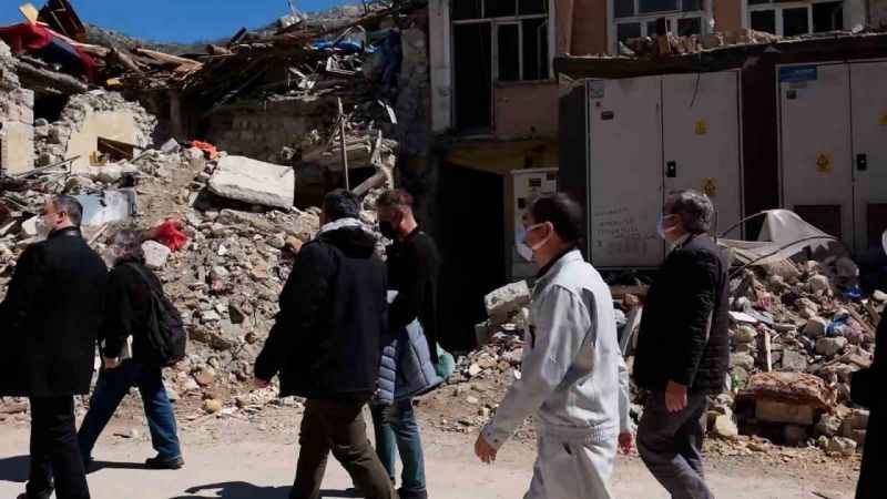 İstanbul'da depreme karşı kritik toplantı İstanbul'da depreme karşı kritik toplantı