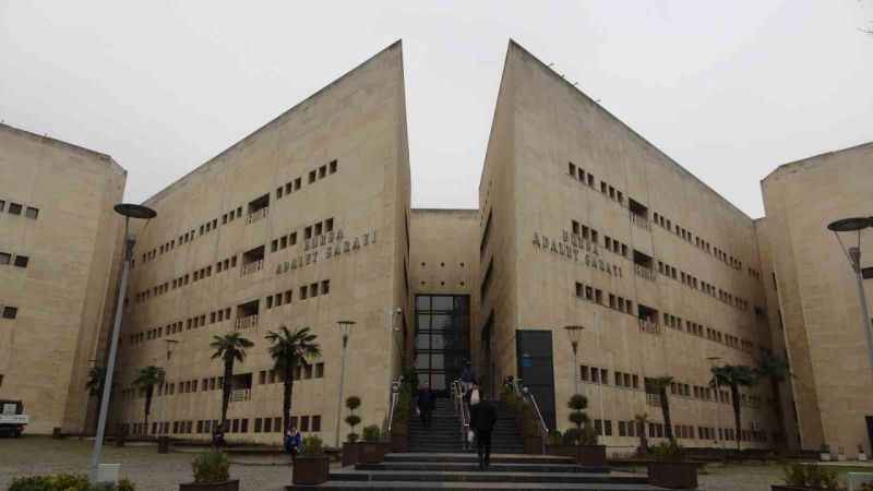 Bursa'da Erkan Konuk duruşma sırasında hayatını kaybetti