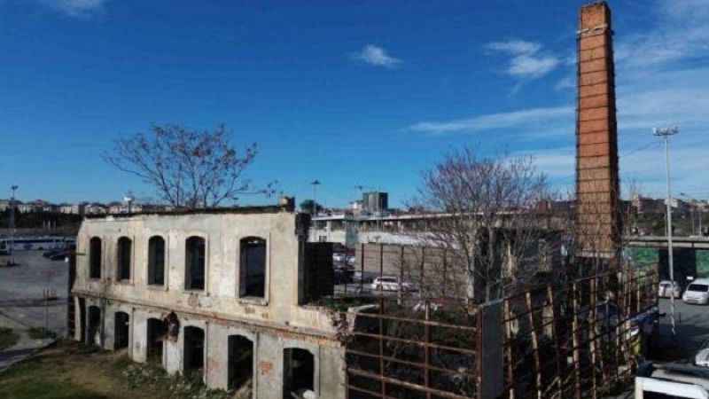 Osmanlı döneminden kalan fabrika harabeye döndü