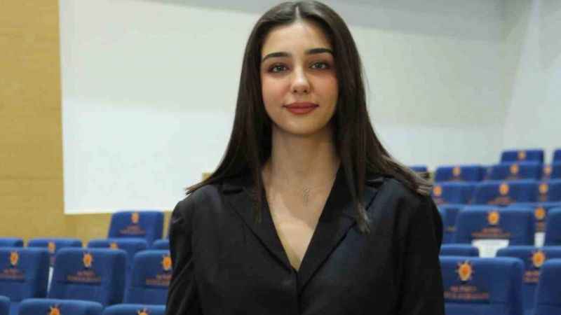 Türkiye’nin en genç milletvekili adayı İzmir’den