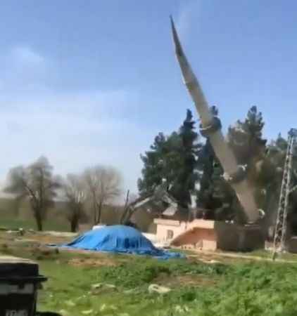 Kontrollü minare yıkımı sırasında kepçe operatörü Mert Kesöoğlu hayatını kaybetti