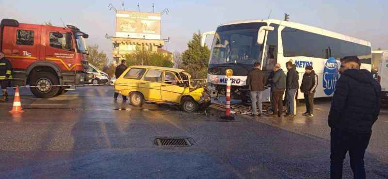 Manisa'daki kazada Hidayet Koruker hayatını kaybetti Manisa'daki kazada Hidayet Koruker hayatını kaybetti