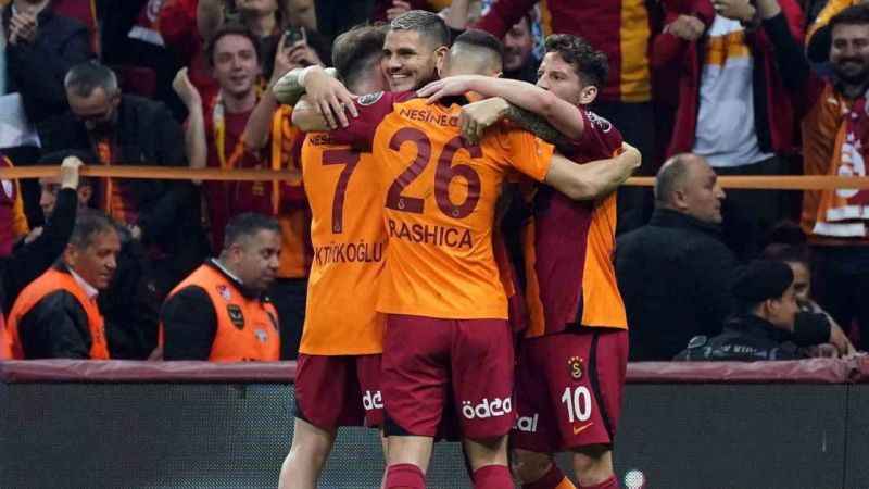 Galatasaray, Kayserispor'u gol yağmuruna tuttu